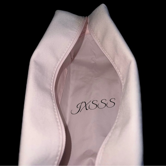 (Light-Pink) Burberry Beauty (Embroidered) Cosmetic-Makeup Bag/Pouch - Picture 12 of 15